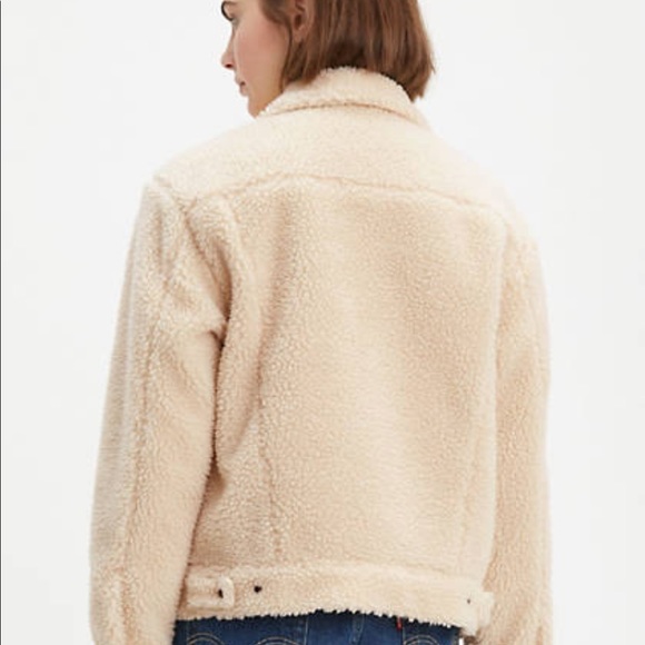 levi’s faux fur jacket - Picture 2 of 3